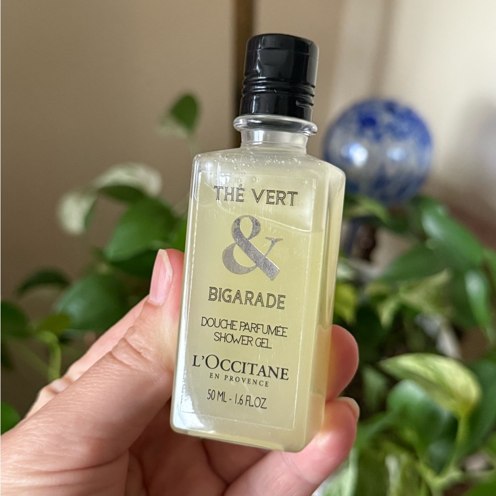 L'OCCITANE The Vert & Bigarade Shower Gel - Green and Black